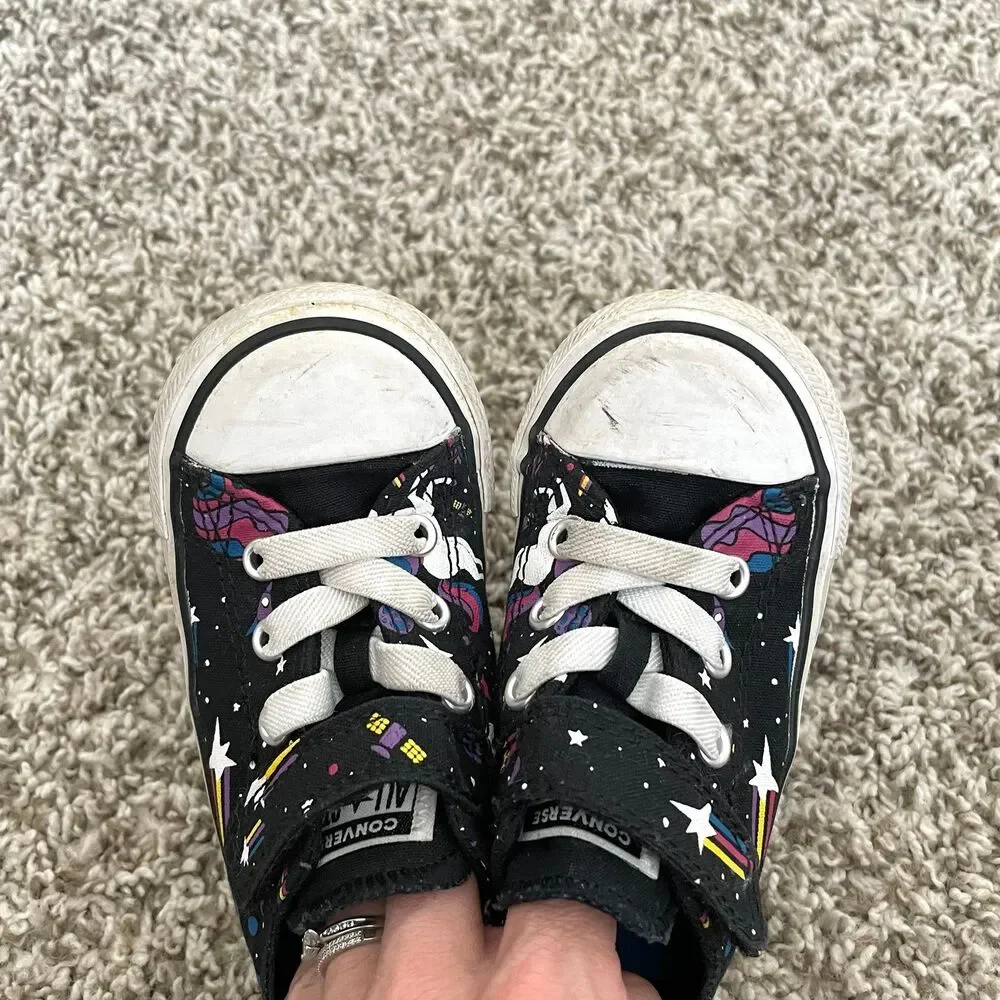Size 6 / Toddler Girl Unicorn Converse